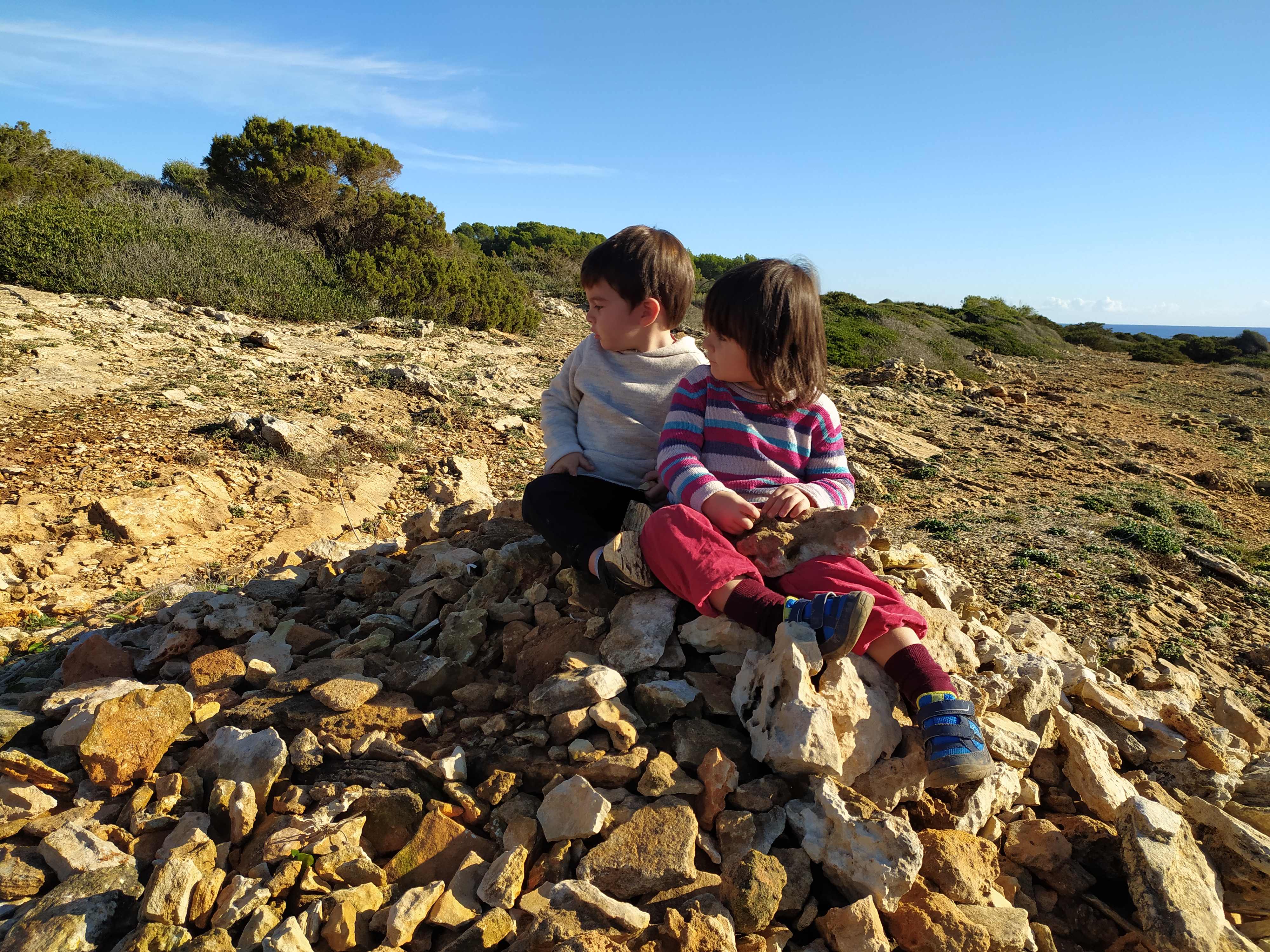 Anem a passejar a la vora de la mar